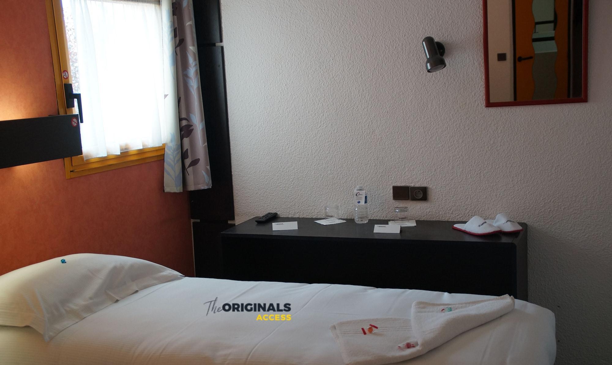 The Originals Access Bourges Nord Hotel Saint-Doulchard Exterior photo
